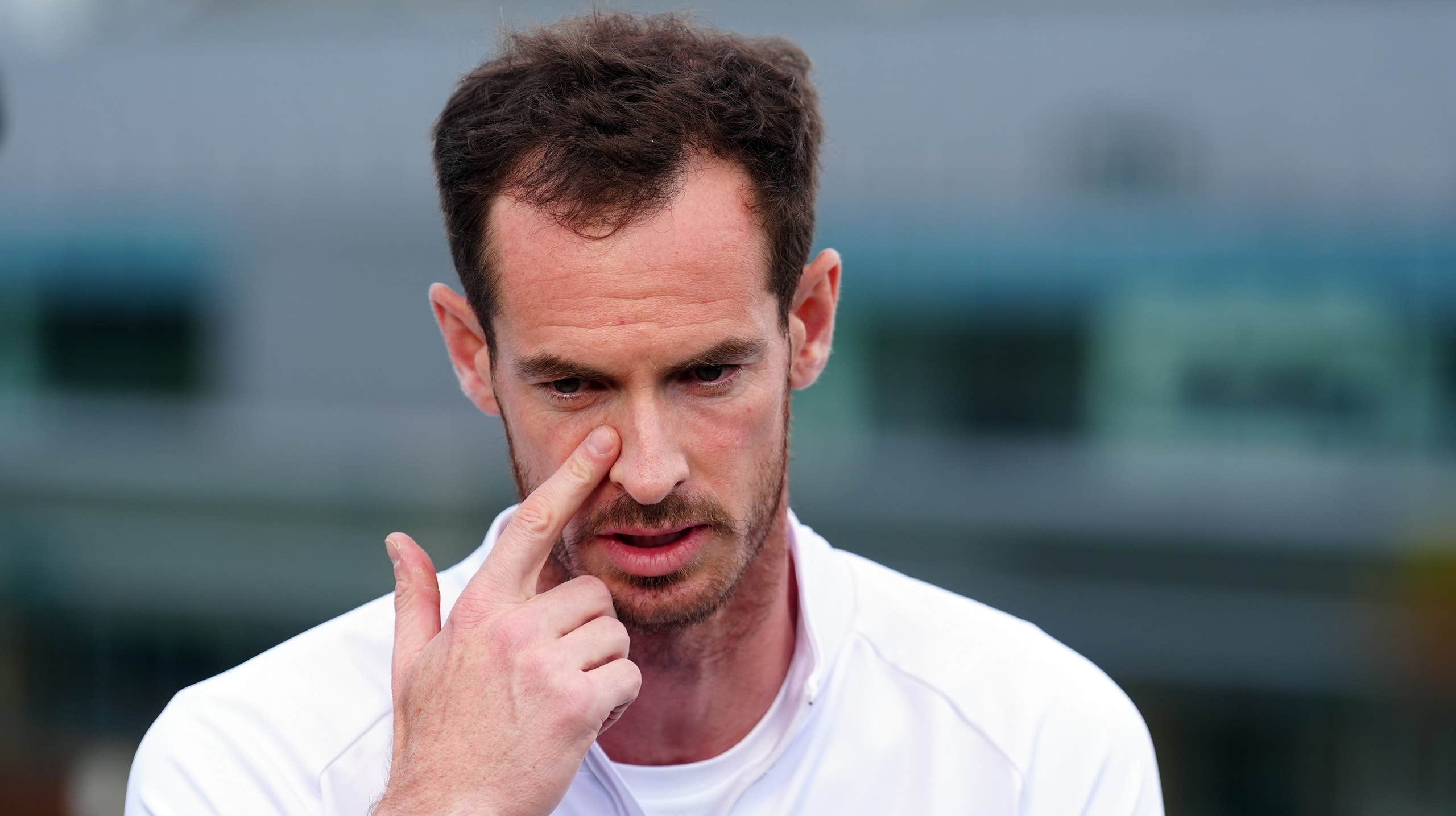 Andy Murray drar sig ur Wimbledon – med timmar kvar | Tennis