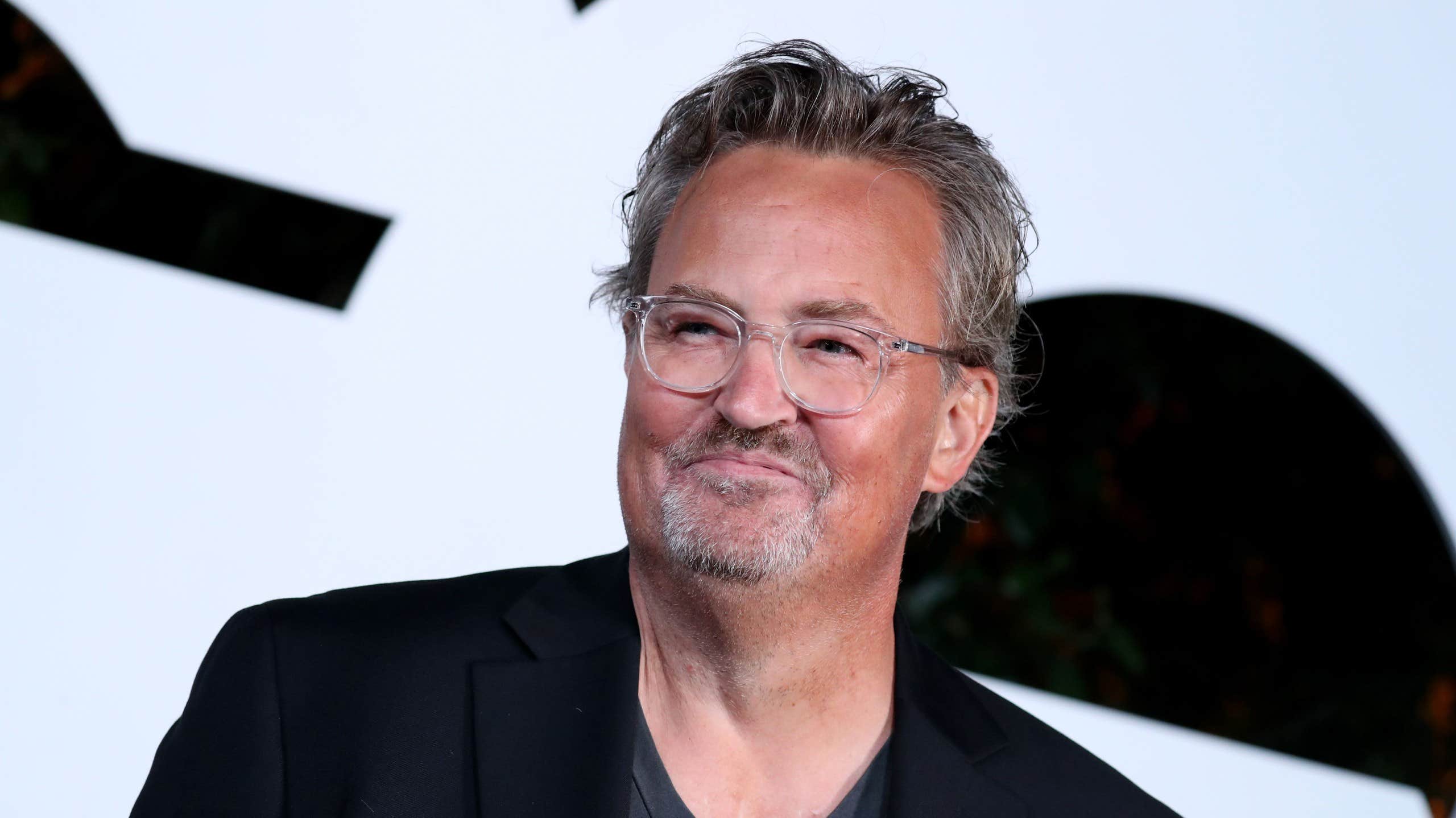 Matthew Perry hittades medvetslös flera gånger – ändå fick han mer droger | Nöje