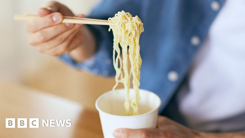 Korean Air slutar servera snabbnudlar på flygningar i turbulens