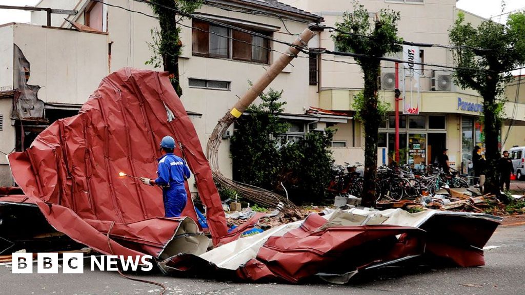 Tyfonen Shanshan orsakar omfattande störningar i Japan