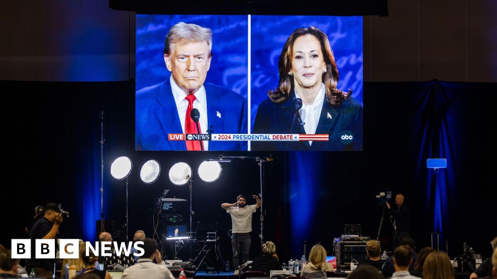 ”Varför har hon inte gjort det?” – Trump attackerar Harris Vita husets arv