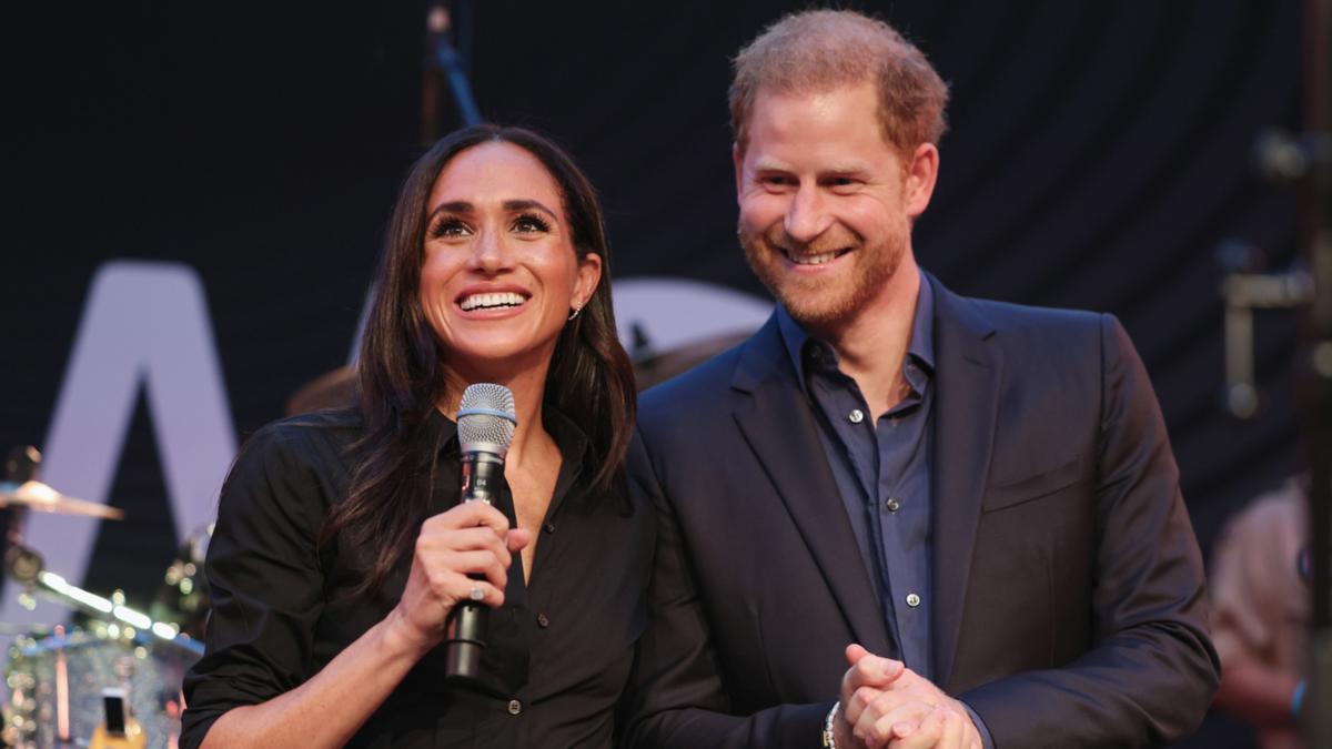 Meghan Markle avslöjar att hon är i sitt ”glädjekapitel” på Oprah Winfreys bokklubbsevenemang