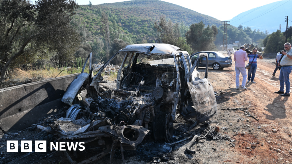 Israeliska specialstyrkor gör en razzia på missilplatsen i Syrien