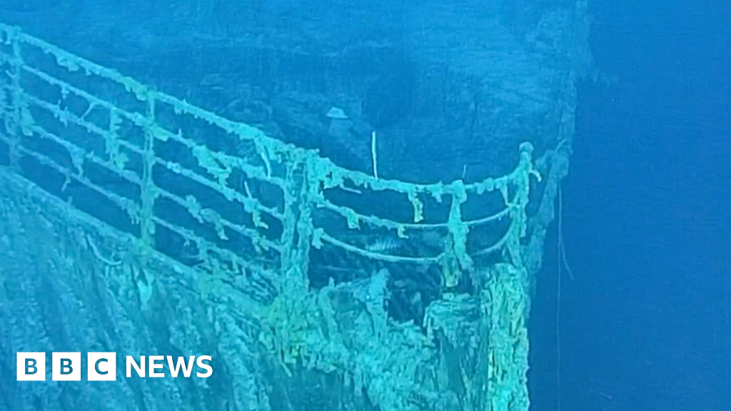 Video visar att Titanic saknar en stor del av räcket