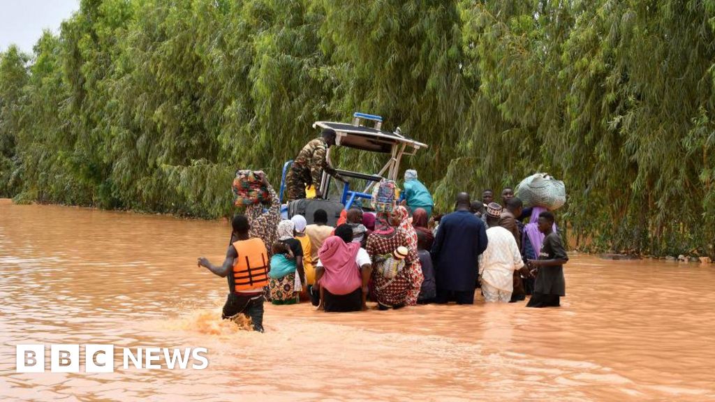 Översvämningar i Niger försenar det nya läsåret med nästan en månad