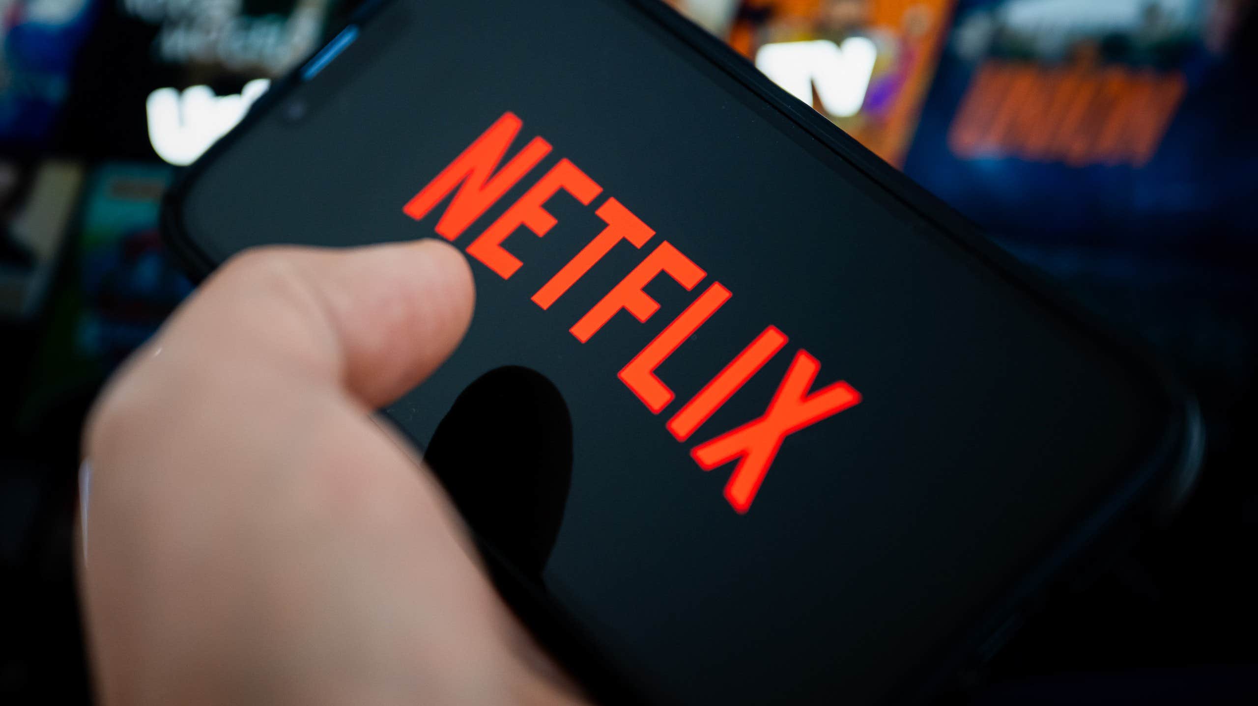 Netflix höjer priserna i Sverige | Nöje