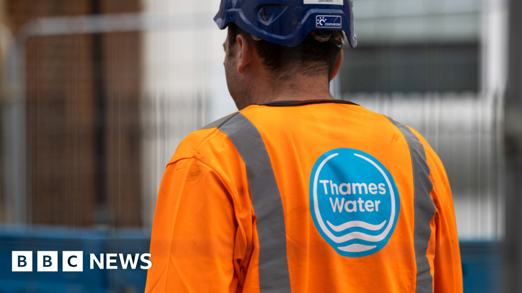 Thames Water kastade en livlina för att överleva till 2025