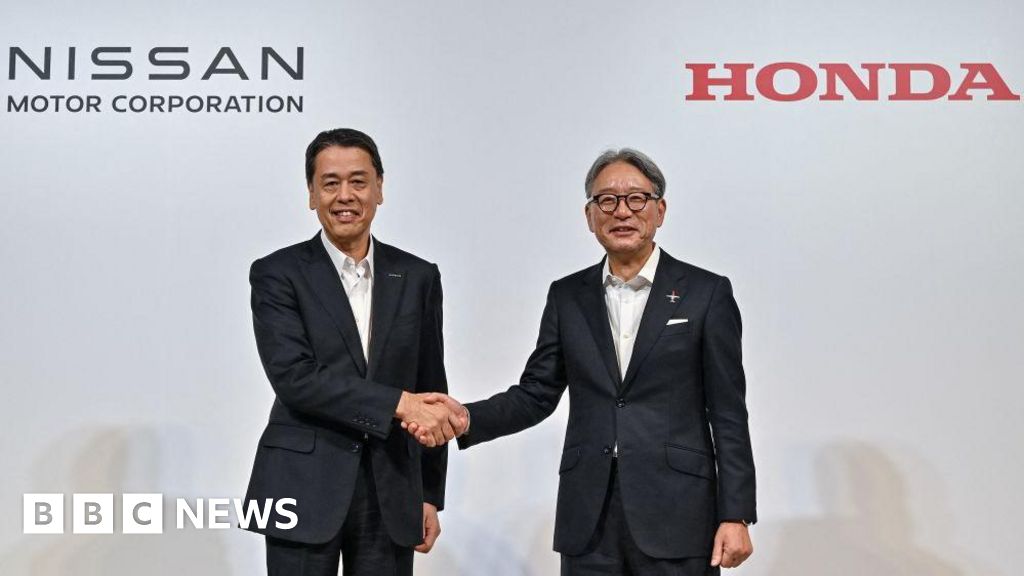 Japanska biltillverkarna Honda och Nissan i fusionssamtal, säger rapporter