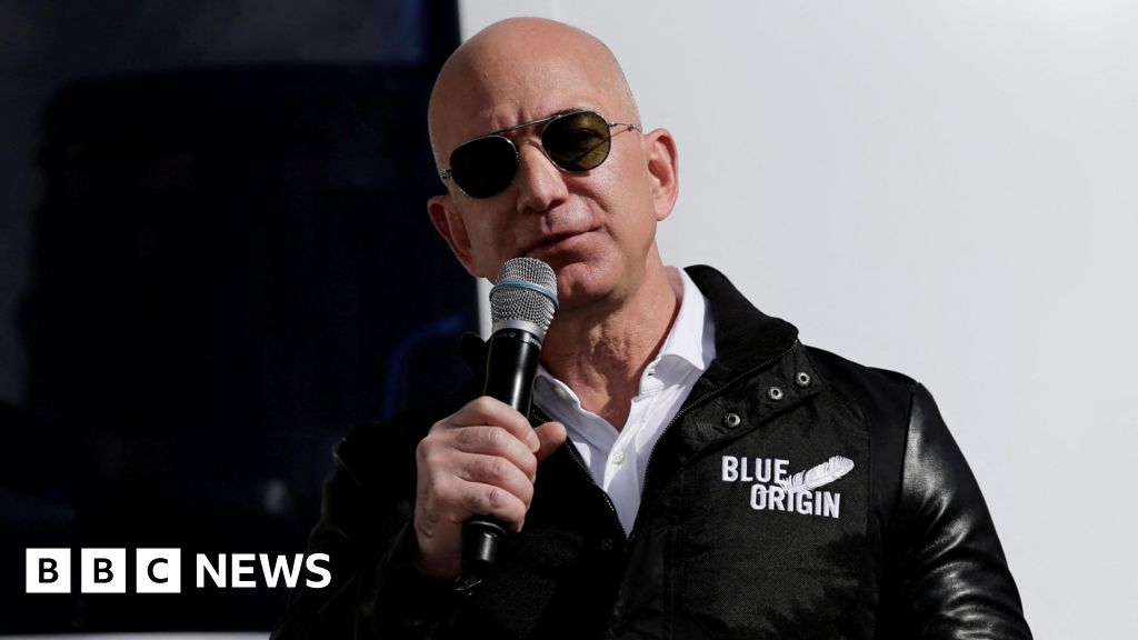 Jeff Bezos Space Firm Blue Origin för att minska en tiondel av jobb