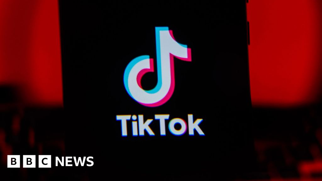 Tiktok säger att data om fyra döda brittiska tonåringar kan ha tagits bort