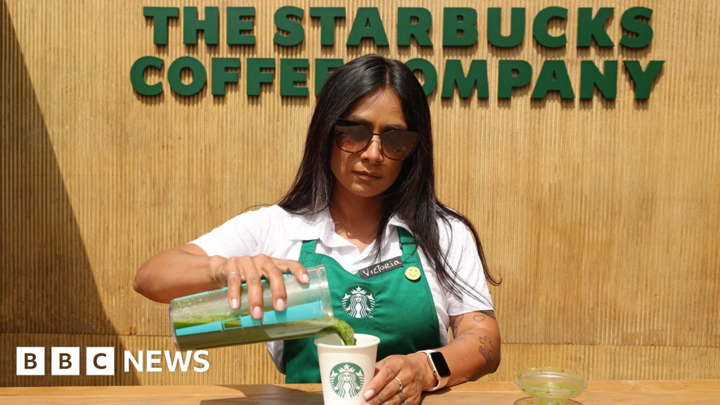 Starbucks Boss planerar fler baristor och mindre teknisk