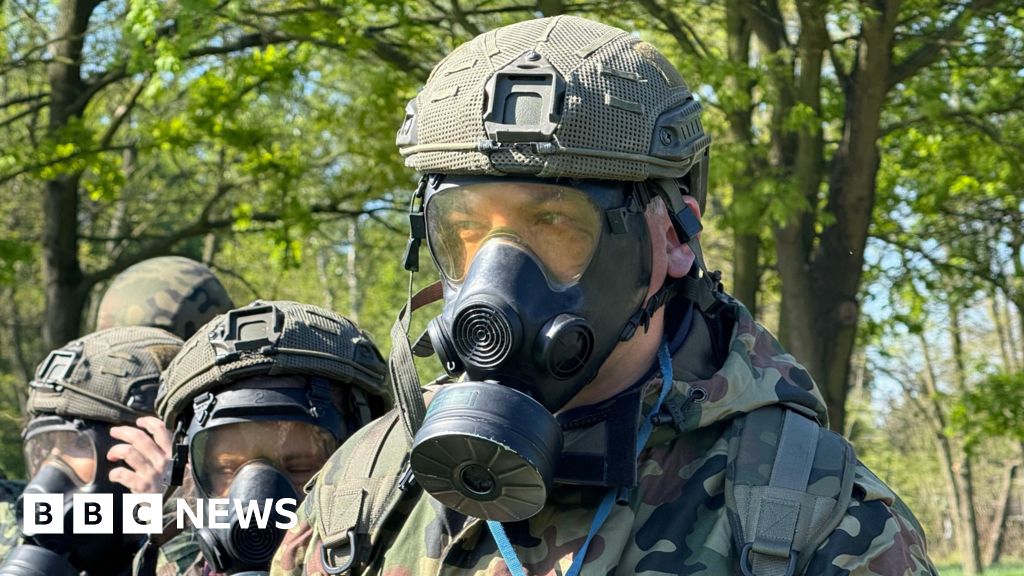 Hur vanliga poler förbereder sig för en rysk invasion
