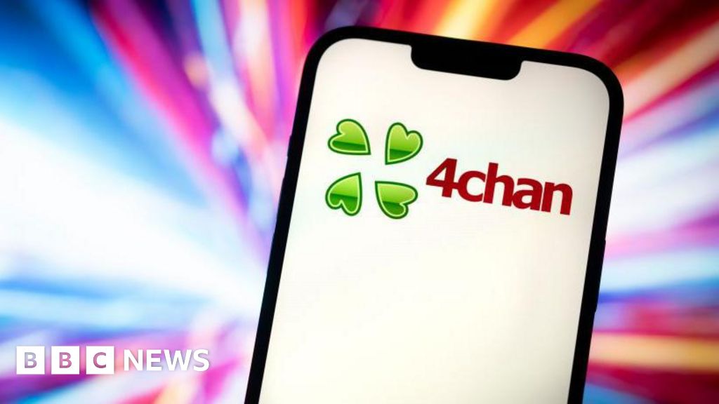 4chan- och porrplatser som undersökts av Ofcom